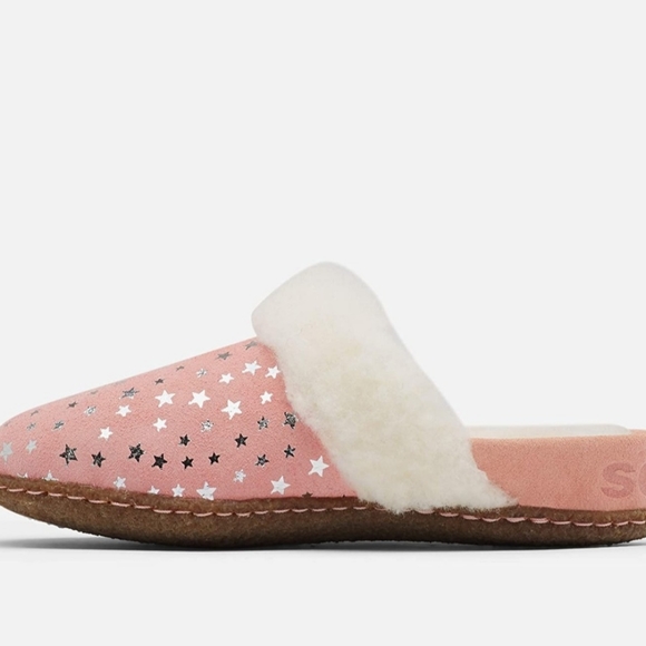 Sorel | Shoes | Sorel Pink Bed Home Slippers | Poshmark
